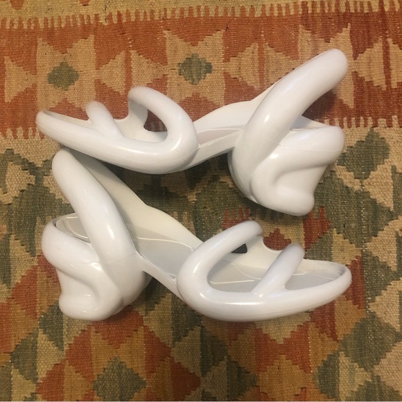 WHITE KOBARAH CAMPER (SOLD OUT) - Picture 3 of 4